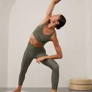 ATHLETA Elation Straight Leg Pant‎ size MP Ginseng Olive green HOST PICK